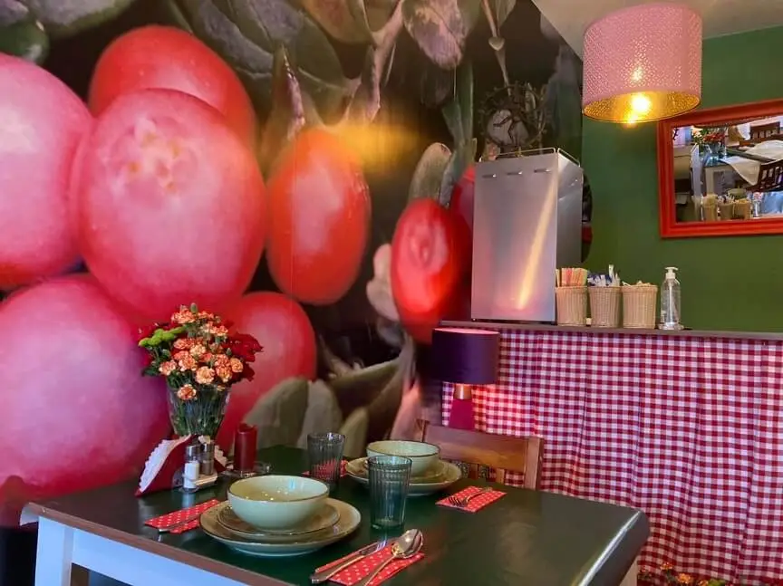 Karczma Żurawinowa Chatka Zagadka (Bar u Skwarka) - Pogorzelice