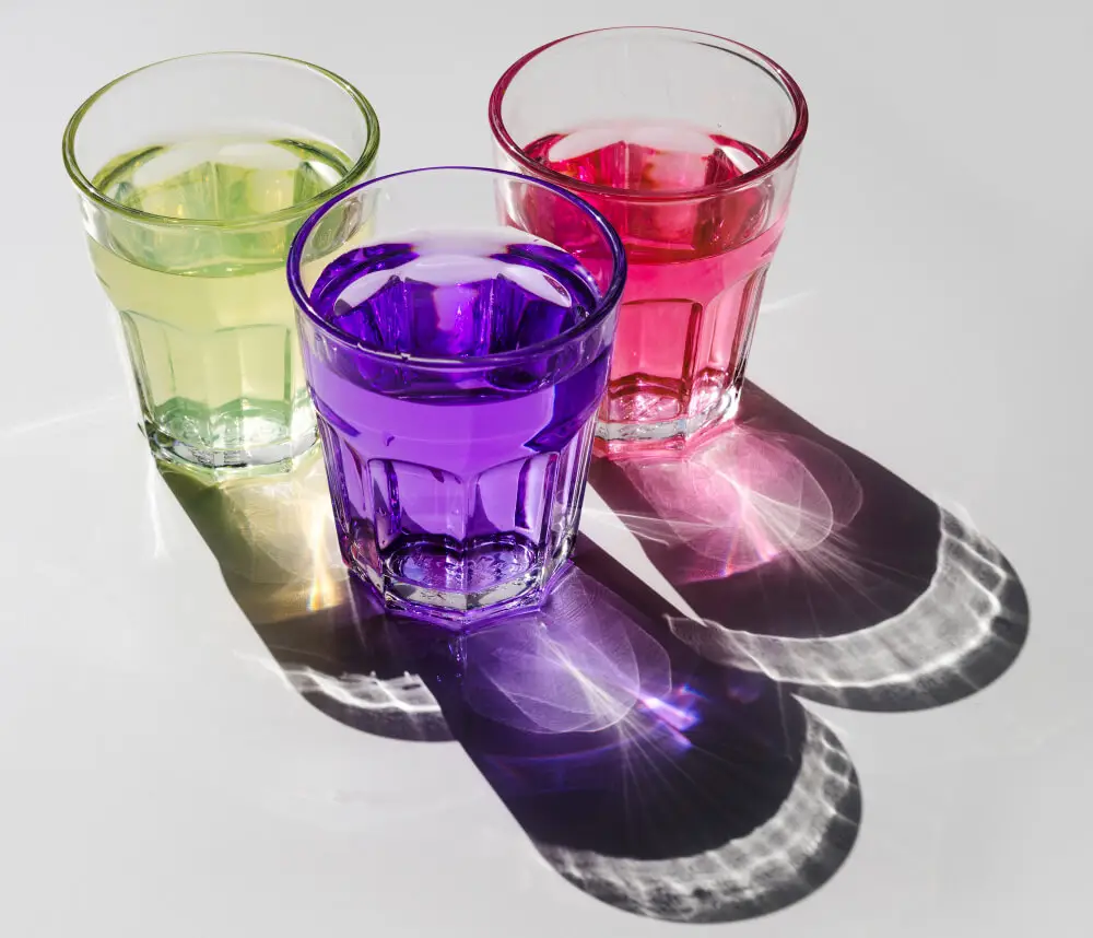 Jakie szklanki do drinków wybrać? Poradnik dla amatorów mixologii